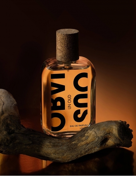 Eau de parfum UN OUD